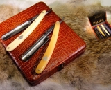 Cased-Razors-Alligator